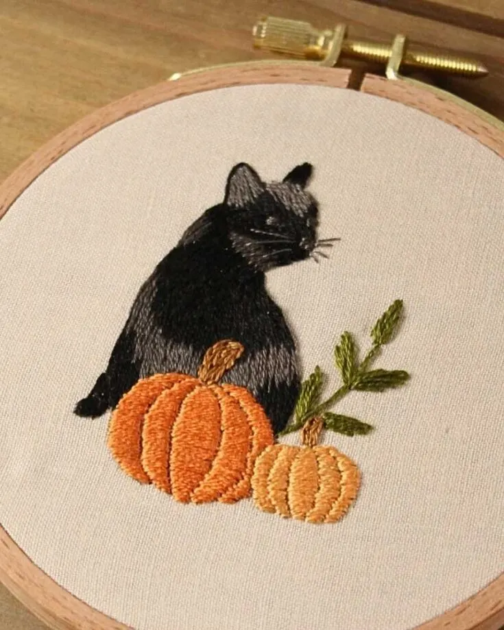 Black cats are seriously underrated and misunderstood! They are the cutest fluff balls and behave exactly like a ginger cat would. They&rsquo;re adventurous, cheeky, and sometimes, a little clumsy. Try out this black cat embroidery pattern to appreciate all the black cats in the world. Skill Level: Easy