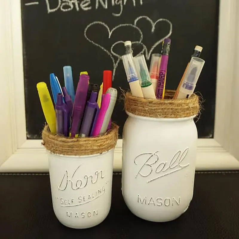 We at Craft Passion love it when crafts serve a practical purpose. These jars are perfect for your kid as they help to hold their pencils, pens, or whatever they want to put inside. It makes the perfect back to school item!