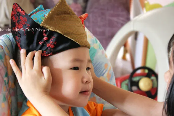 king crown hat