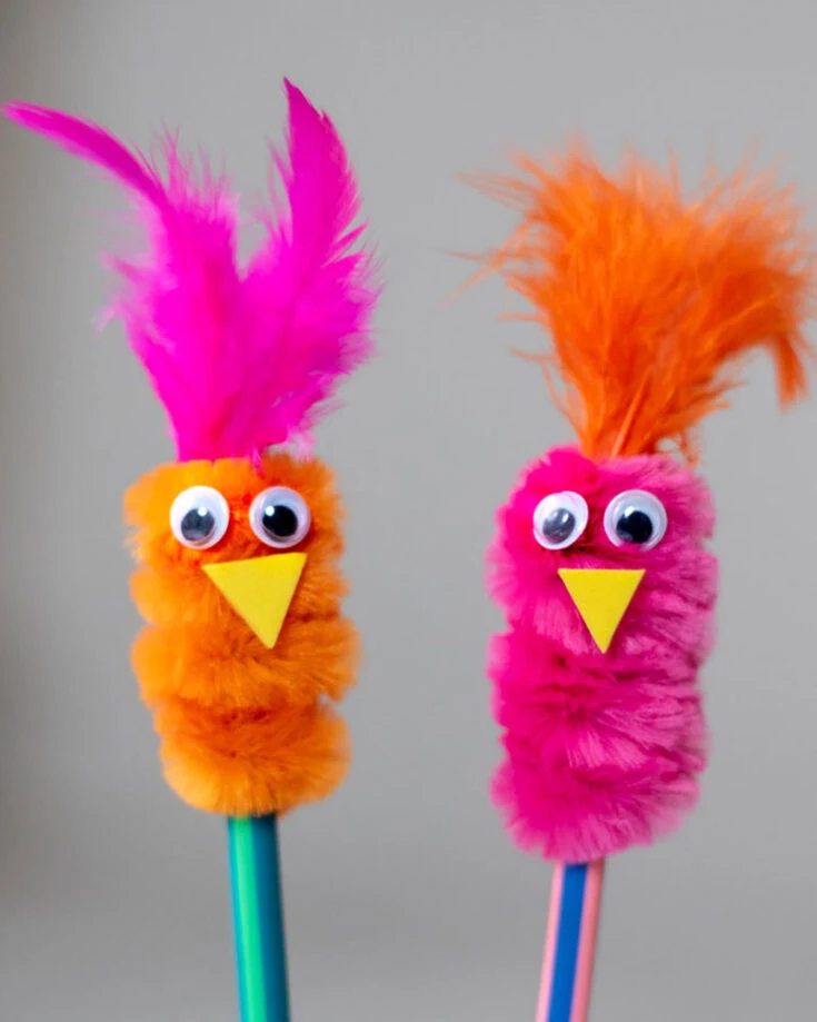Writing can be your next favorite activity when you have these feathery companions to write with. This super easy and adorable craft is guaranteed to warm your heart and make writing extra fun and silly!