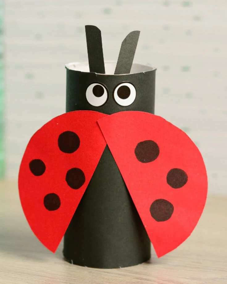 Bring good luck to your crafting with these super easy toilet paper roll ladybugs! Kids are going to love this simple charming springtime craft. Just follow this step-by-step guide to start crafting your ladybugs!