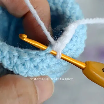 how to crochet mitten arm