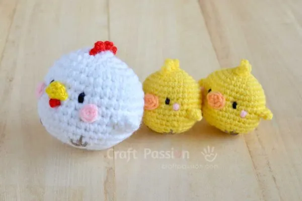 free chicken amigurumi pattern