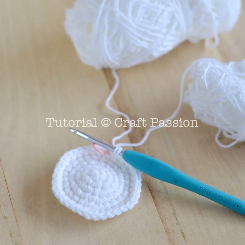 amigurumi hen