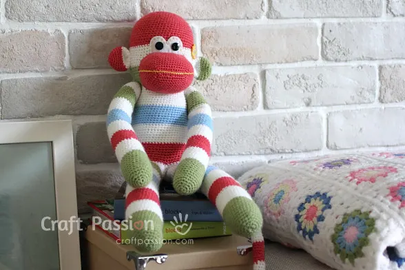 crochet monkey amigurumi pattern