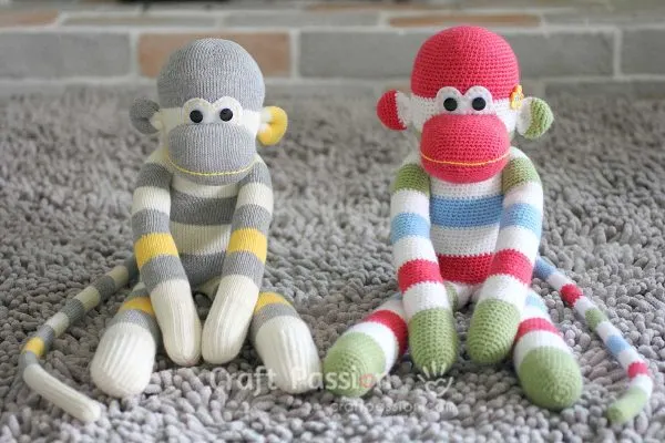 crochet sock monkey amigurumi