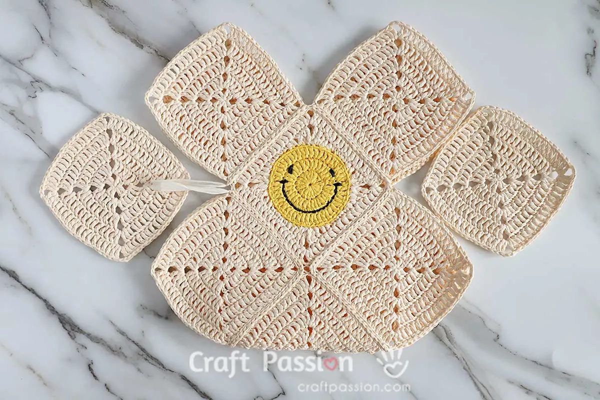 how to crochet granny square bag