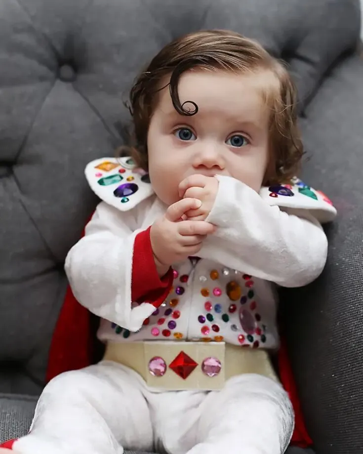 Traverse your tiniest tots through a magical world of music and candy this year! Watch them cosplay the King of Rock as they serenade from house to house trick-or-treating. It also serves as a perfect last-minute craft.