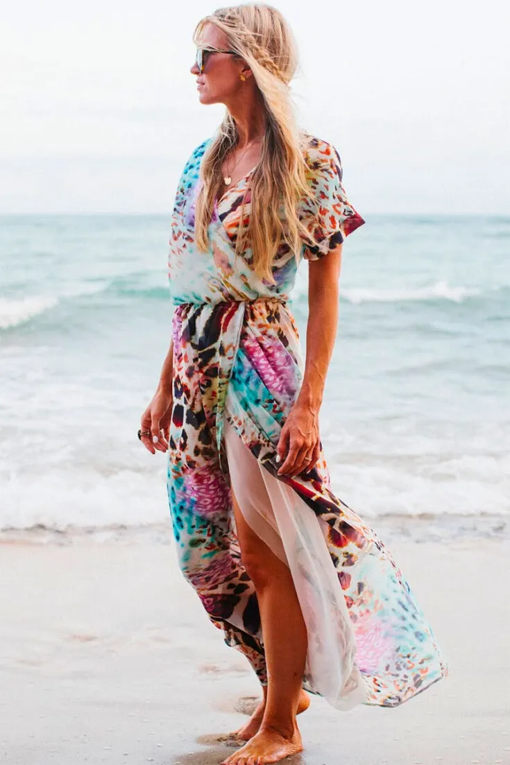 Here's an exquisite wrap dress pattern from Leanne Barlow! It's a comfortable slip-on that drapes elegantly across the body. If you'd like to use a semi-sheer fabric like chiffon or voile, it's best to have another liner fabric layered behind it. You'll also need an elastic for the waistband.