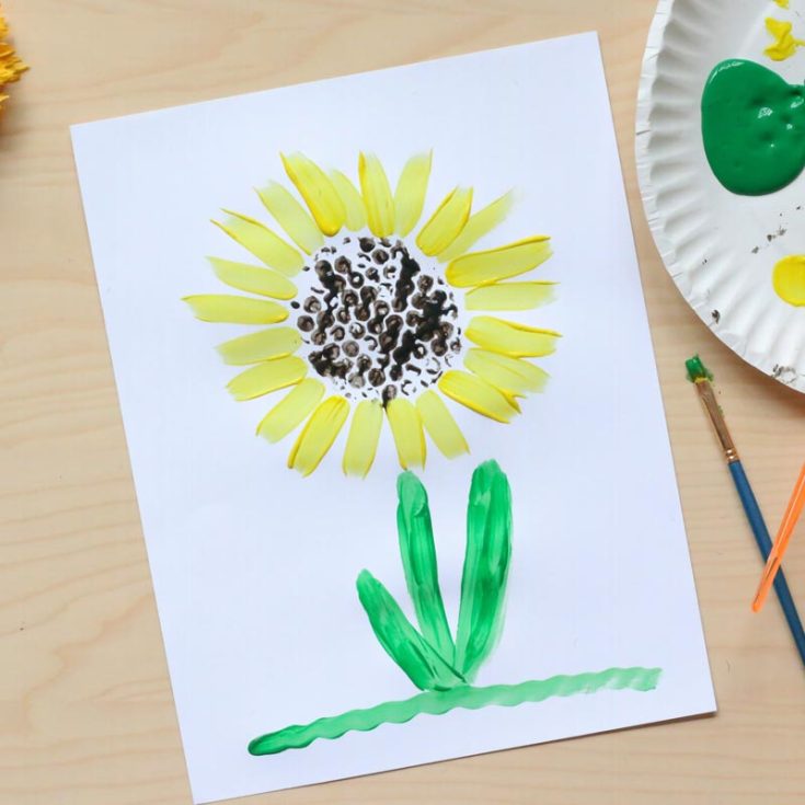 You will be surprised at how easy it is to find the materials for this craft. Not to mention, it takes minimal effort, making it a suitable craft for preschool kids to try out.
