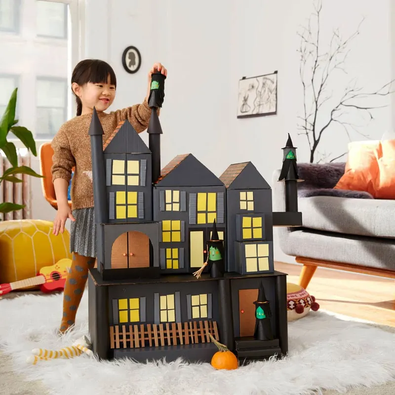 Has your toddler always wanted a dollhouse? Well, this is your opportunity to make their dreams come true! Follow this tutorial to make this fabulous Haunted House sturdy and perfect for playtime. Not to mention, it is ideal for upcycling household materials.