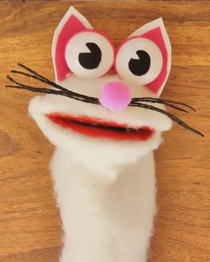 Meow! Say hello to this adorable kitty cat. It's an intricate puppet design, so adult supervision is needed as this craft is a little more challenging for kids.