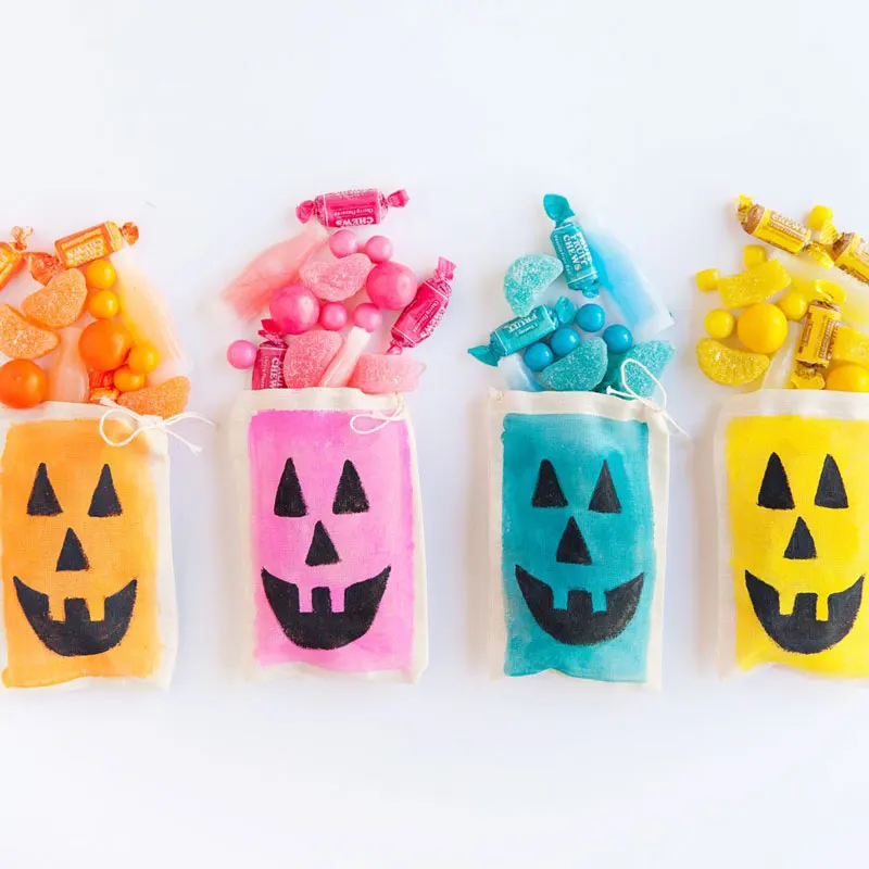 Halloween&rsquo;s color scheme isn&rsquo;t limited to just orange and black. These colorful treat bags burst with colorful fun and are perfect for any Halloween party! Plus, the jack-o&rsquo;-lantern faces are sure to get the spooky message across!