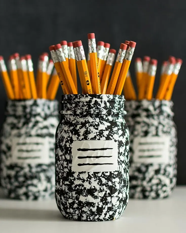 Make these for yourself or as a gift for Teacher's Day. Show your appreciation to hardworking teachers by creating pencil holders that make their tableside so pretty. It is simple and easy so follow along!