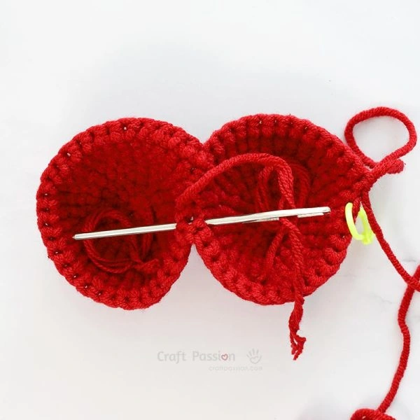 how to crochet amigurumi heart.
Step 5: Stitch the Gap Closed