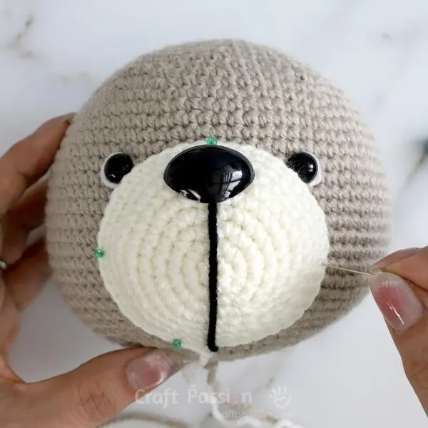 how to sew crochet snout to amigurumi