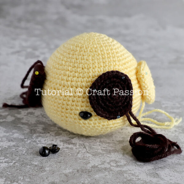 crochet dog head assembly sew dog spot patch on face