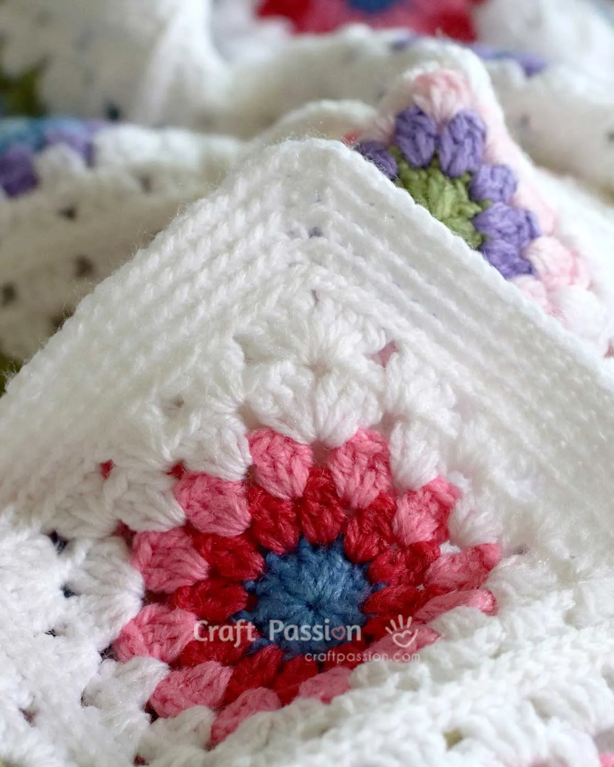 crochet granny square border