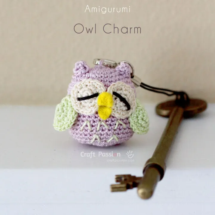 Here are some great tips for crocheting a micro amigurumi owl using lace thread and a small steel hook to make a charm. You can easily apply these tips to any existing amigurumi pattern.