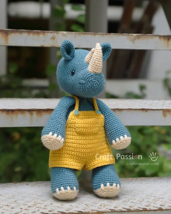 stuffed rhino amigurumi pattern