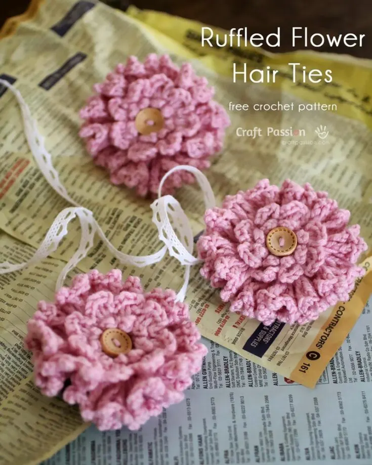 Need something to hold your long hair up? Why not look stylish in the process and follow along with this tutorial? It is easy and simple, so give it a shot and let us know!