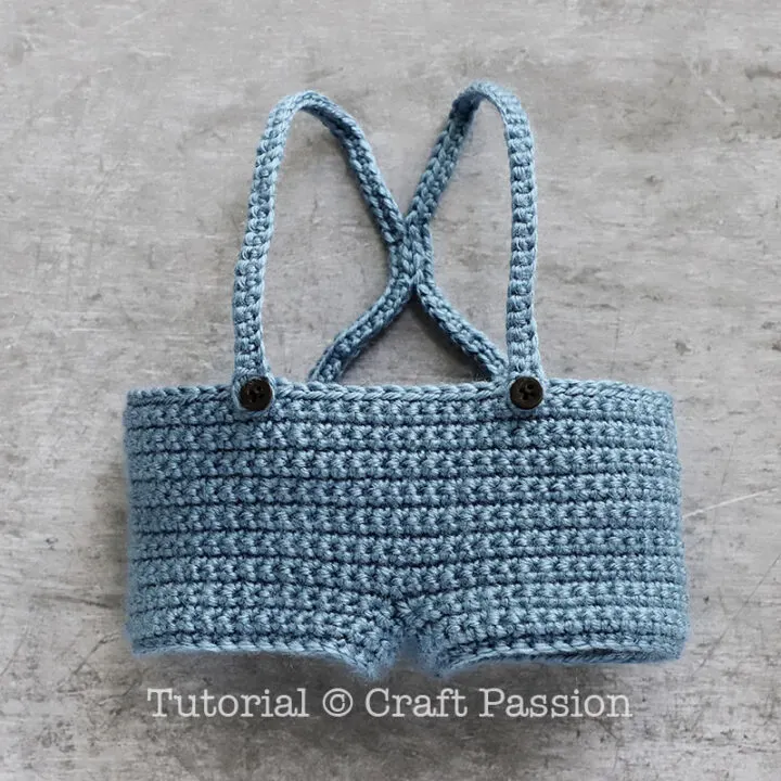how to crochet easy suspender pants
