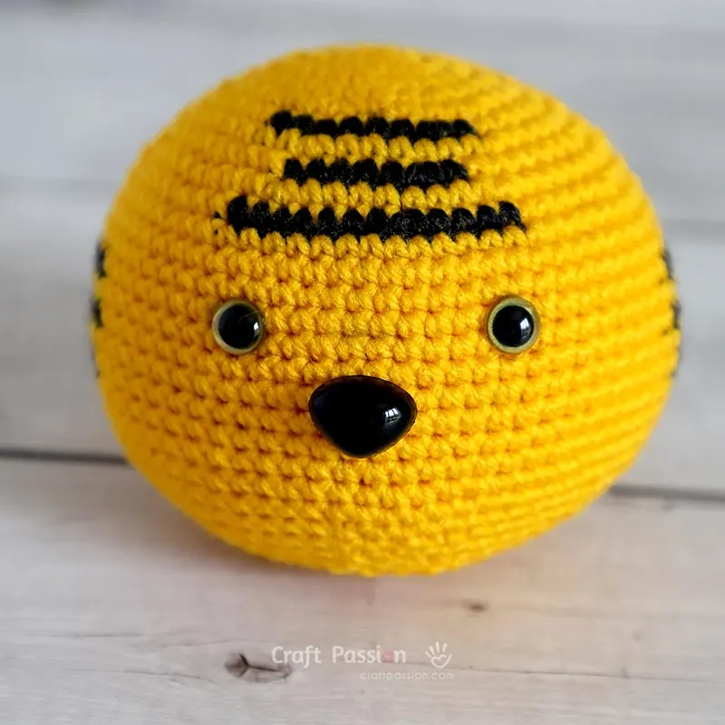crochet tiger's head without muzzle and ears