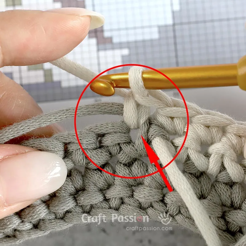 how to change yarn color in crochet