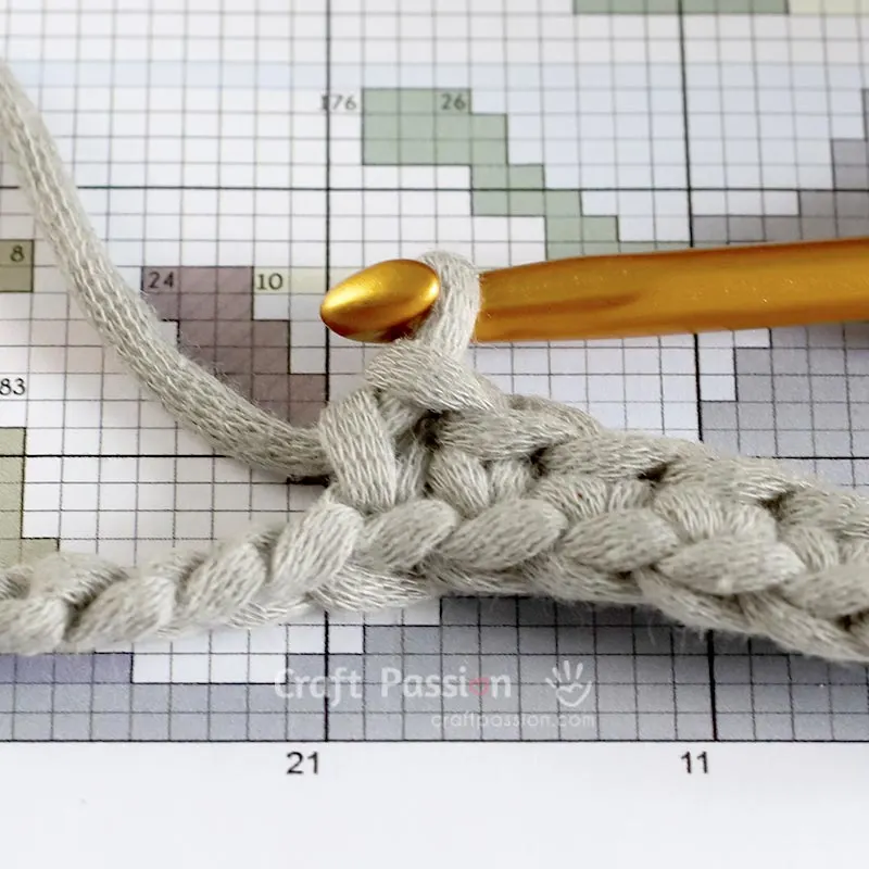 how to crochet wall hanging