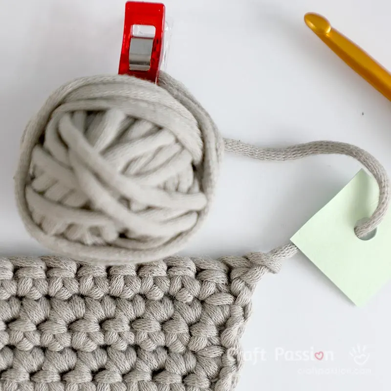 yarn ball
