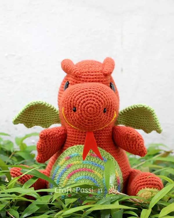 crochet dragon amigurumi pattern