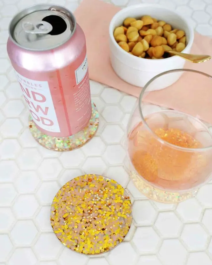 Coasters are so trendy, and they&rsquo;re such amazing practical gifts to present someone with. With just a few simple steps, you can transform regular plain coasters into dazzling glitter-filled ones for your Mom! The sparkling gems will make Mom&rsquo;s beverages shine like diamonds.