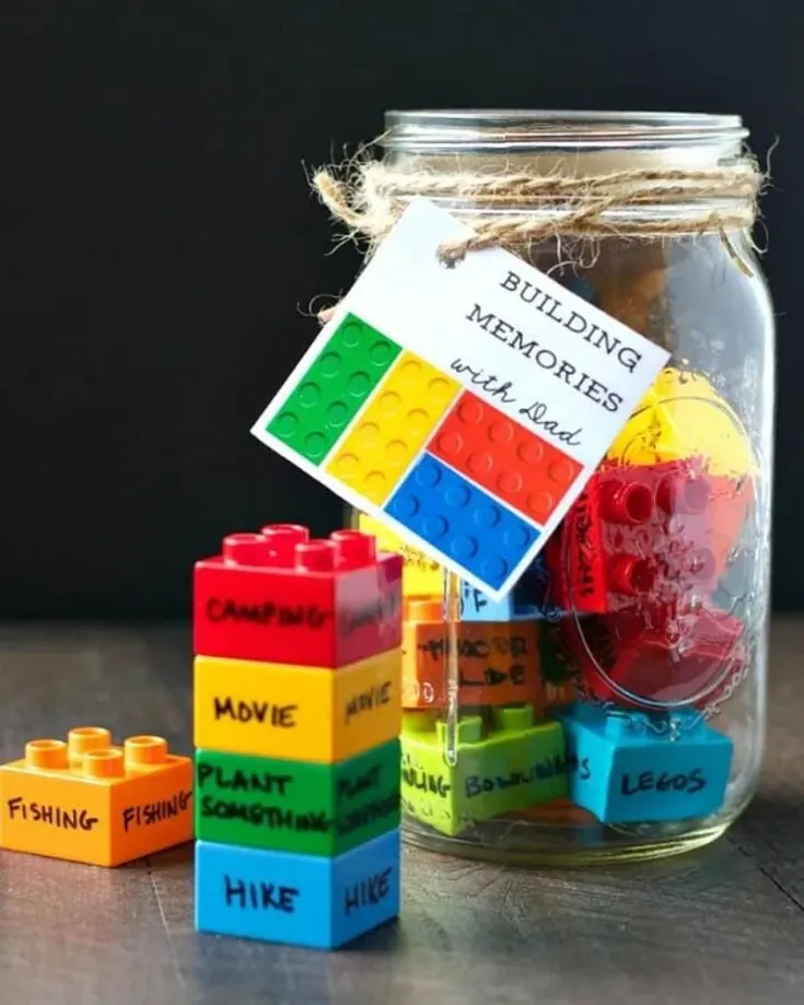 Similar to the coupon book card craft, this one has more creativity and style into it. If your Dad loved to build legos with you throughout your childhood, cherish those fond moments shared with this adorable Lego-building memories mason jar. Fill it up with fun Father&rsquo;s Day activities to make more core memories with Dad.&nbsp;