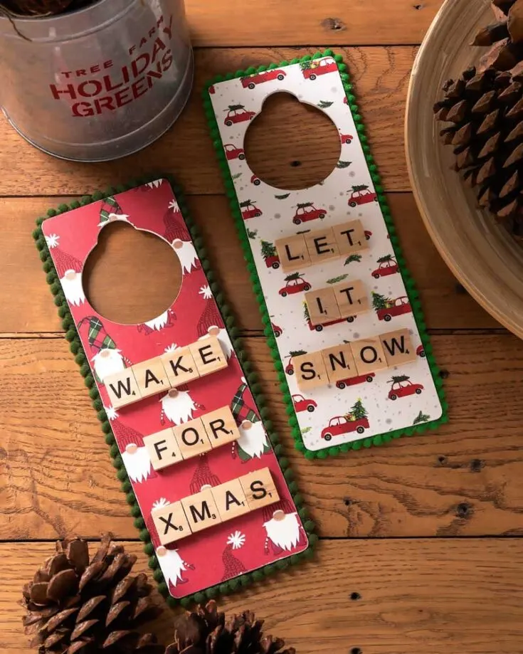 These make the perfect 'Do not Disturb' door hanger! Encompassing the Christmas spirit fully and lacing every inch of your house with Christmas decoration. Try it out!