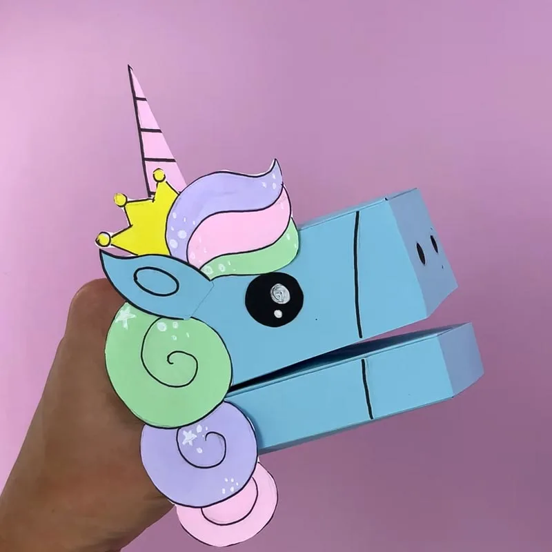 Besides making fabric puppets, you can also have a fun crafting session with your family by following this DIY Unicorn Paper Puppet tutorial! It's super fun to make, and you can accessorize and customize the unicorns however you'd like.