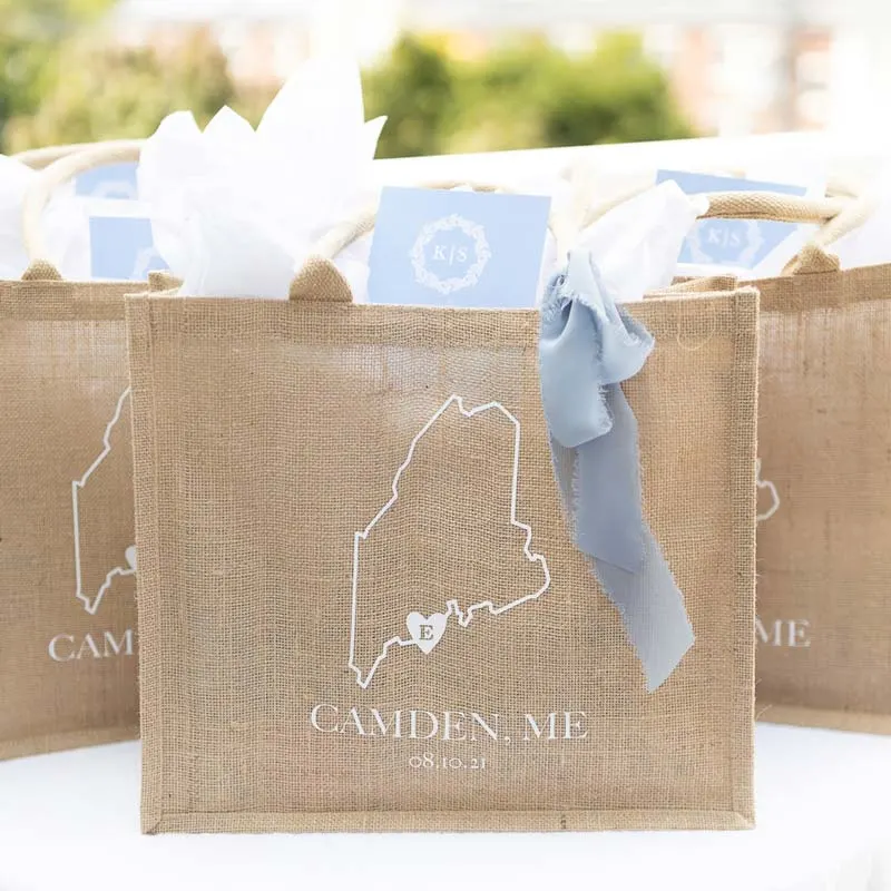 Consider creating burlap tote bags as wedding welcome gifts with the location and special date printed on them. They&rsquo;re not only rustic but also reusable! Fill them with local treats, a heartfelt note, and maybe some fun activities to enjoy during the special occasion.