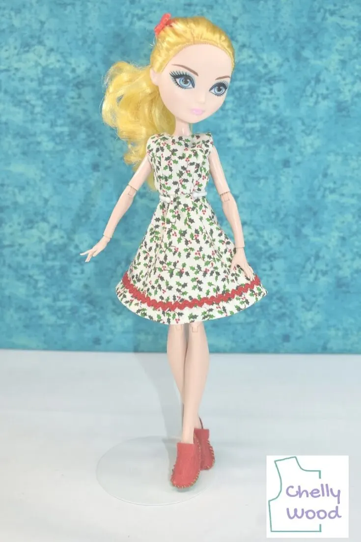 This is one of those scrap fabric projects you can really get creative with. Using some scrap cloth, make a new dress for your children's dolls! Add lace and ribbon for some flair and your dolls are ready for the runway.