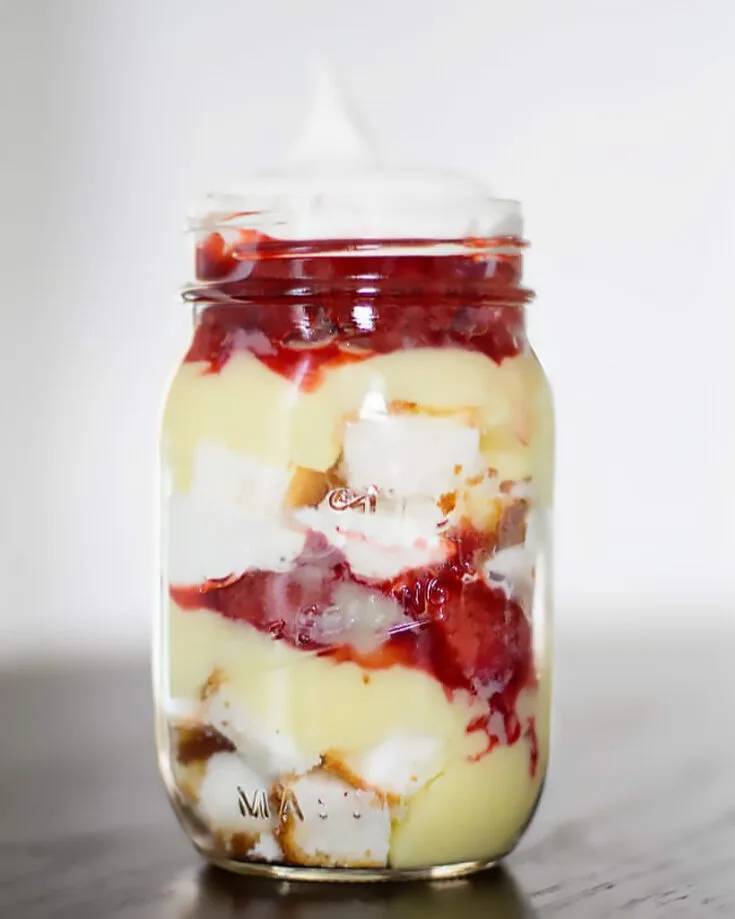 Two in one craft? Its your lucky day! This is indeed a sweet-tasting craft with a recipe to show you how to make it! Just remember to eat it!