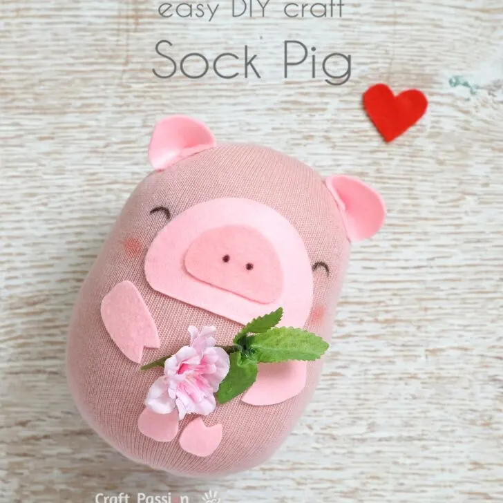 Easy Sock Pig Pattern