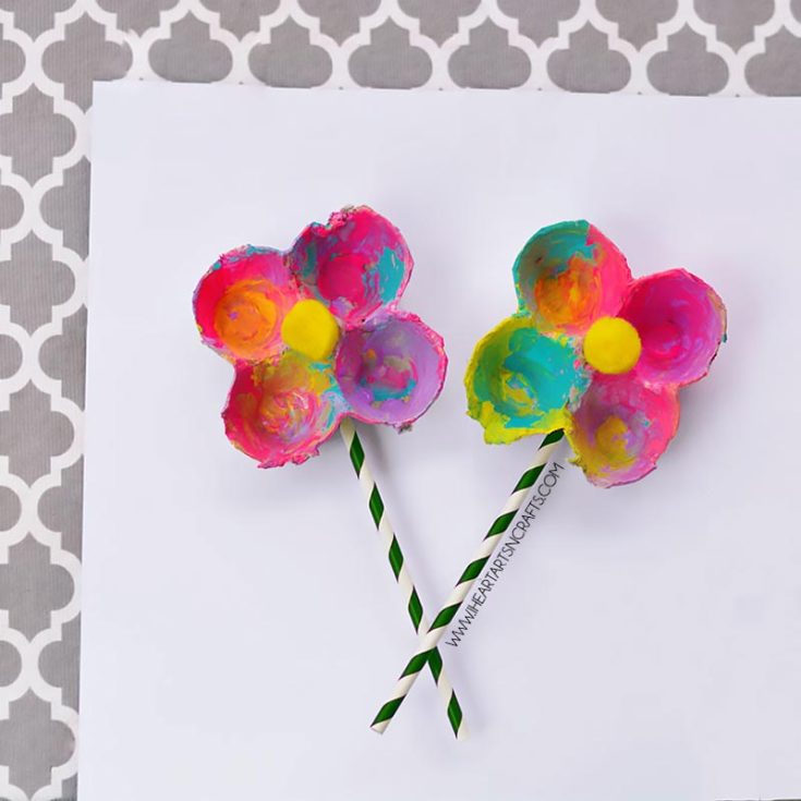 Have you ever thought about recycling? You can save so much time and money by doing so. Follow this blog as it teaches you to recycle an egg carton to make these colorful flowers.