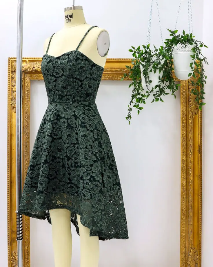 This Elderberry Dress is sure to turn heads at your next cocktail party! This formal dress pattern is available in sizes 2-30 and has two versions: one for woven fabric with an invisible zipper and one for stretchable fabric!