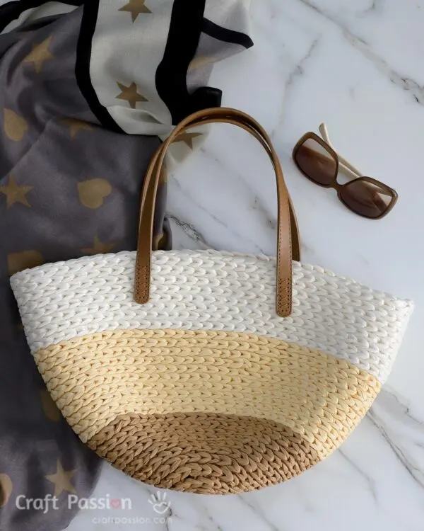 straw bag crochet pattern using 3 different yarn colors