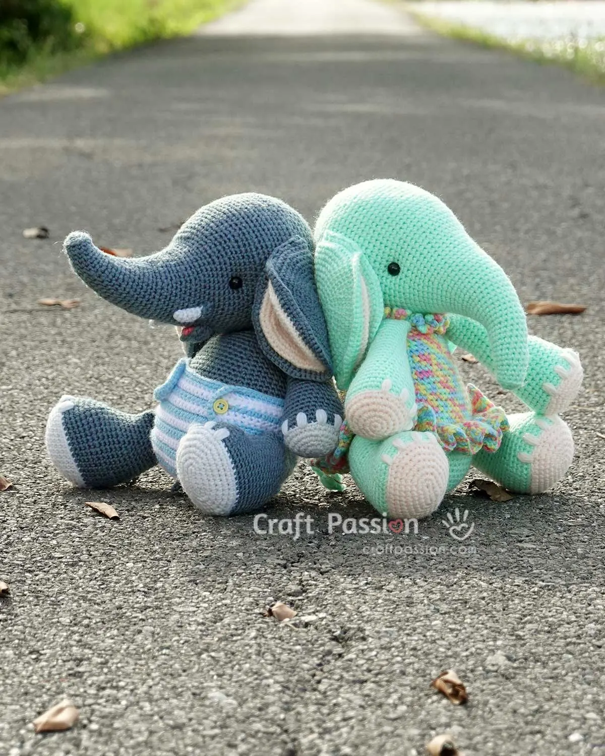 crochet elephant amigurumi