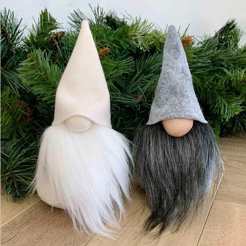 Check out these felt gnomes that vary in sizes! The mini version is easy for beginners, while larger sizes require a bit more skill. But don&rsquo;t worry! The handy step-by-step tutorials are here to guide you through!