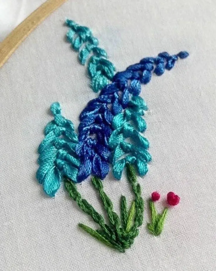 If you&rsquo;re wondering how to fishbone stitch as some of the patterns in the list require it, follow this step-by-step tutorial to achieve this stitch.