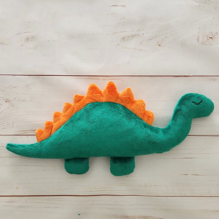 Take a look at this flat dinosaur plushie that's so simple yet charming. It's a great shape for little hands to hold and cuddle with, and even easier to sew. The spikes can be slightly difficult to sew neatly, but the rest is fairly simple, so give it a try!