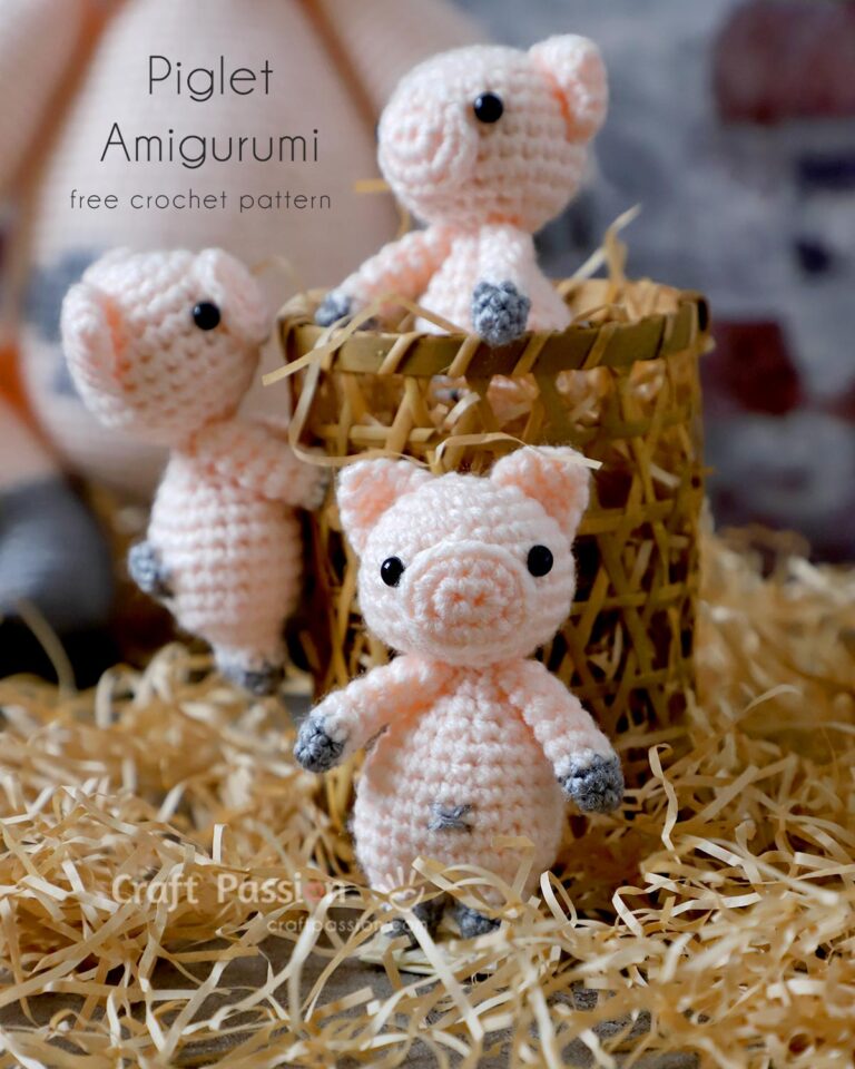 Get the free amigurumi piglet crochet pattern to make a cute family with pig mama (free pattern in another post). Perfect for kids and friends who like pigs.
