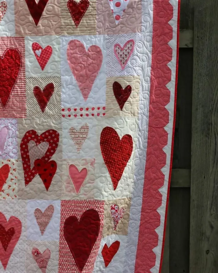 Though this heart quilt design isn&rsquo;t a tutorial, it is definitely a pattern by which you can get inspired! Look at how adorable it is. The Friendship Quilt is scrap-friendly, so if you&rsquo;re an intermediate/advanced quilter, try making your own rendition of this 61&rdquo; x 77&rdquo; quilt.