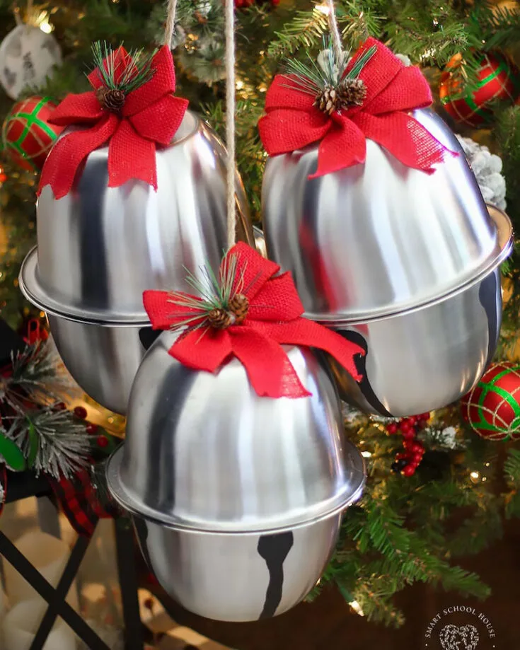 Create one-of-a-kind Giant Jingle Bells using mixing bowls for a bold, festive touch! Perfect for porches or entryways, this budget-friendly DIY is sure to impress and spread holiday cheer.