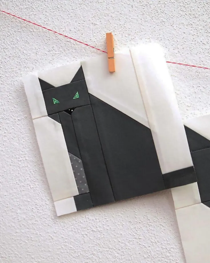 Since Halloween is around the corner, why not learn to make this cheeky and spooky kitty cat quilt block for the celebration? For a reasonable price, you can get your hands on the pattern to make either a small 6&rdquo; x 6&rdquo; or large 12&rdquo; x 12&rdquo; quilt block using traditional machine piecing and applique techniques.
